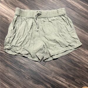 Abercrombie Light Green Shorts Size 10